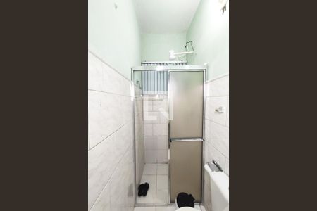 Casa à venda com 740m², 6 quartos e 4 vagas Casa à venda com 740m², 6 quartos e 4 vagasBanheiro 2