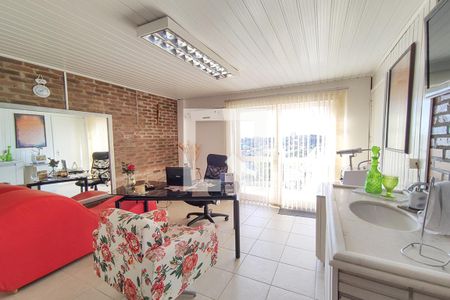 Casa à venda com 740m², 6 quartos e 4 vagas Casa à venda com 740m², 6 quartos e 4 vagasSala 4