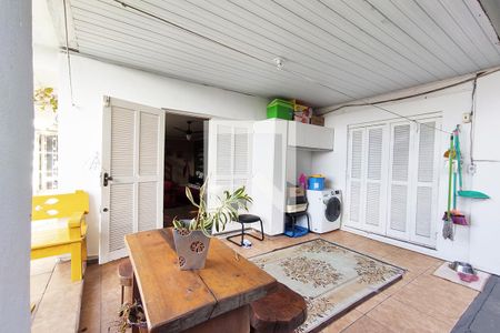 Casa à venda com 740m², 6 quartos e 4 vagas Casa à venda com 740m², 6 quartos e 4 vagasÁrea de serviço e Churrasqueira