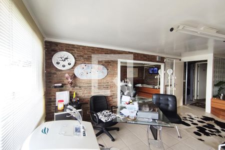 Casa à venda com 740m², 6 quartos e 4 vagas Casa à venda com 740m², 6 quartos e 4 vagasQuarto 1 Suíte 1