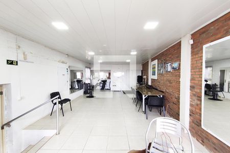 Casa à venda com 740m², 6 quartos e 4 vagas Casa à venda com 740m², 6 quartos e 4 vagasSala 5