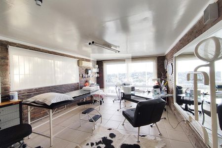 Casa à venda com 740m², 6 quartos e 4 vagas Casa à venda com 740m², 6 quartos e 4 vagasQuarto 1 Suíte 1