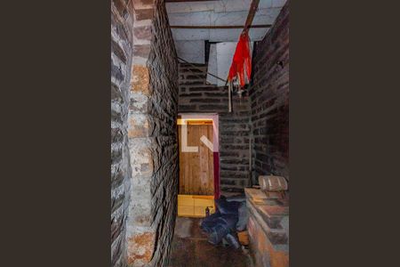 Casa para alugar com 700m², 3 quartos e 4 vagasAdega