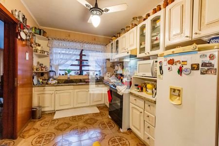 Casa para alugar com 700m², 3 quartos e 4 vagasCozinha