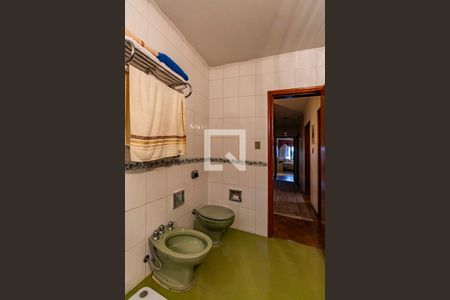 Casa para alugar com 700m², 3 quartos e 4 vagasBanheiro