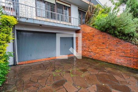 Casa para alugar com 700m², 3 quartos e 4 vagasFachada