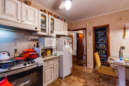 Casa para alugar com 700m², 3 quartos e 4 vagasCozinha