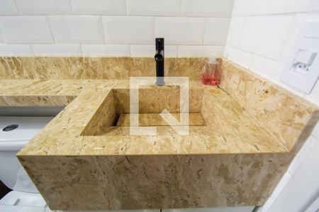 Apartamento à venda com 74m², 3 quartos e 2 vagasBanheiro