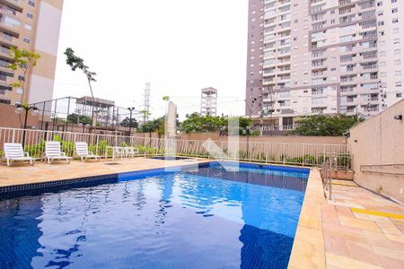 Apartamento à venda com 74m², 3 quartos e 2 vagasÁrea comum - Piscina