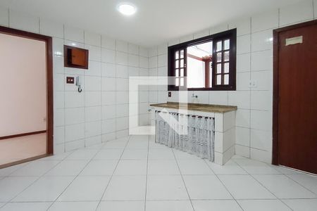 Apartamento à venda com 90m², 3 quartos e sem vagaCozinha