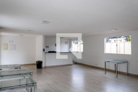 Apartamento para alugar com 43m², 2 quartos e 1 vagaÁrea comum - Salão de festas