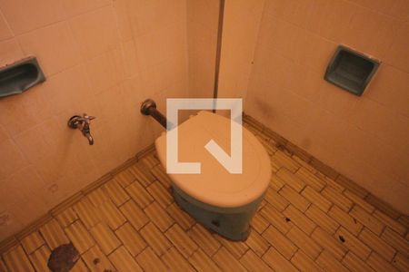 Casa à venda com 457m², 3 quartos e 1 vagaBanheiro