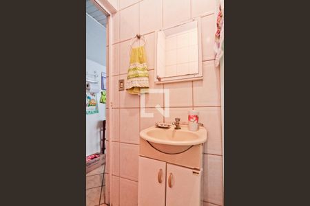 Casa à venda com 140m², 2 quartos e sem vaga Casa à venda com 140m², 2 quartos e sem vagaBanheiro