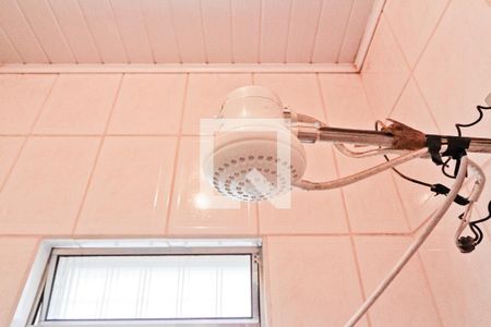 Casa à venda com 140m², 2 quartos e sem vaga Casa à venda com 140m², 2 quartos e sem vagaBanheiro