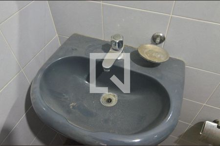 Casa à venda com 239m², 6 quartos e 2 vagasCasa 3 - Banheiro