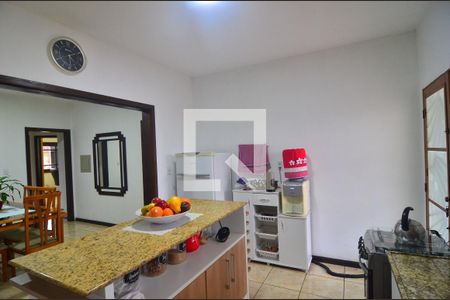 Casa à venda com 239m², 6 quartos e 2 vagasCasa 1 - Cozinha