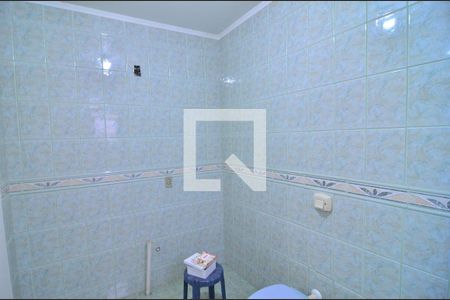 Casa à venda com 239m², 6 quartos e 2 vagasCasa 2 - Banheiro Suíte