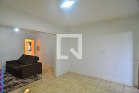 Casa à venda com 239m², 6 quartos e 2 vagasCasa 2 - Cozinha