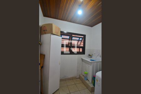 Casa à venda com 239m², 6 quartos e 2 vagasCasa 1 - Área de serviço