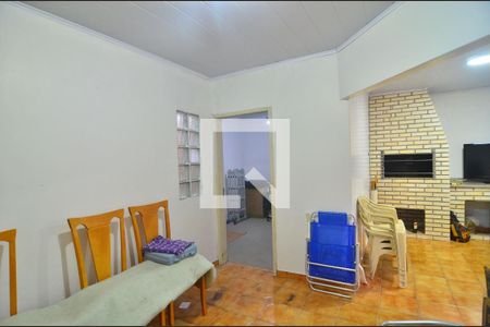 Casa à venda com 239m², 6 quartos e 2 vagasCasa 3 - Sala