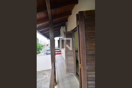 Casa à venda com 239m², 6 quartos e 2 vagasCasa 2 - Sacada