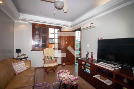 Sala de Estar de casa à venda com 3 quartos, 287m² em Sarandi, Porto Alegre
