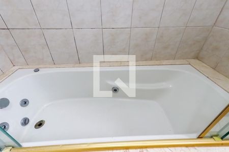 Casa à venda com 195m², 3 quartos e 2 vagasBanheiro