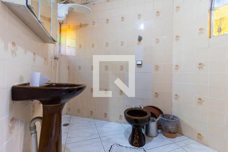 Casa à venda com 200m², 3 quartos e 1 vagaBanheiro da Suíte