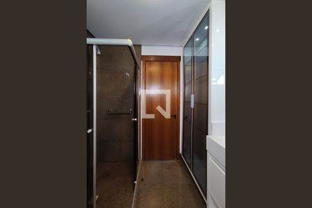 Apartamento à venda com 540m², 4 quartos e 4 vagasBanheiro 2