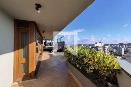 Apartamento à venda com 540m², 4 quartos e 4 vagasSacada 2º andar