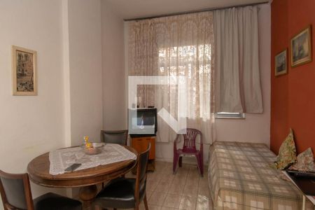 Sala / Cozinha de apartamento para alugar com 1 quarto, 35m² em Copacabana, Rio de Janeiro