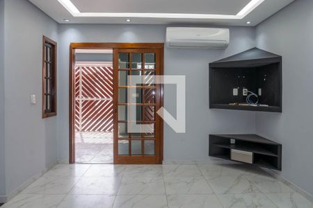 Sala de Estar de casa à venda com 2 quartos, 178m² em Parque Residencial Almerinda Chaves, Jundiaí