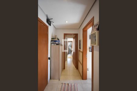 Corredor de apartamento para alugar com 3 quartos, 145m² em Jardim Monte Kemel, São Paulo