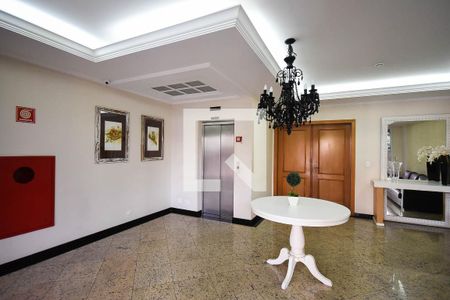 Apartamento para alugar com 145m², 3 quartos e 3 vagasHall social