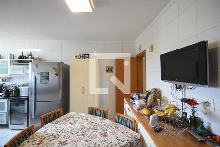 Apartamento para alugar com 145m², 3 quartos e 3 vagasCozinha