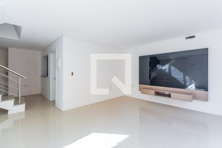 Sala de casa de condomínio para alugar com 3 quartos, 130m² em Morro Santana, Porto Alegre