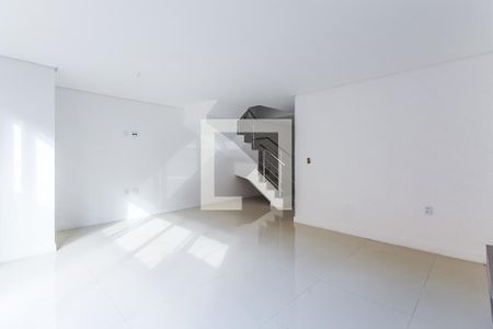Sala de casa de condomínio para alugar com 3 quartos, 130m² em Morro Santana, Porto Alegre