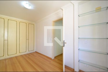 Quarto de apartamento à venda com 1 quarto, 50m² em Bosque da Saúde, São Paulo