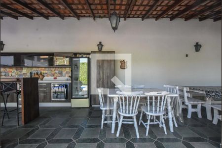 Casa à venda com 848m², 5 quartos e 8 vagasVaranda Gourmet 