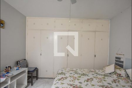 Casa à venda com 848m², 5 quartos e 8 vagasQuarto 01