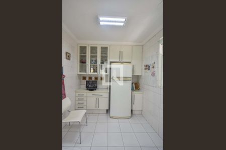 Casa à venda com 848m², 5 quartos e 8 vagasLavanderia