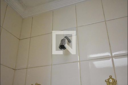 Casa à venda com 848m², 5 quartos e 8 vagasBanheiro Suíte 03