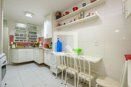 Apartamento à venda com 132m², 3 quartos e 1 vagaCozinha