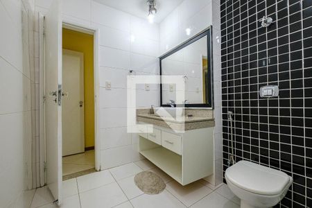 Apartamento à venda com 132m², 3 quartos e 1 vagaBanheiro Social