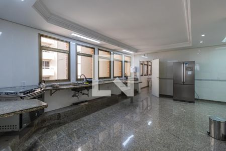 Apartamento à venda com 422m², 4 quartos e 6 vagasCozinha