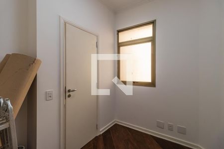 Apartamento à venda com 422m², 4 quartos e 6 vagasQuarto de Serviço