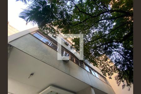 Apartamento para alugar com 102m², 3 quartos e 1 vaga Apartamento para alugar com 102m², 3 quartos e 1 vagaFachada