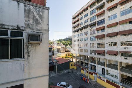 Vista de apartamento à venda com 2 quartos, 104m² em Olaria, Rio de Janeiro