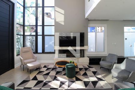 Casa à venda com 3 quartos, 250m² em Estância Velha, Canoas
