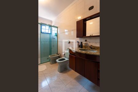 Casa à venda com 200m², 3 quartos e 5 vagasBanheiro